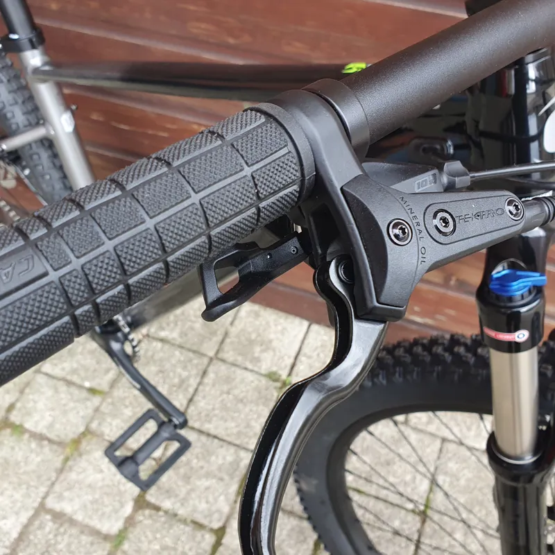 2021 Cannondale Trail SE 4 Mountain Bike in Grey-5